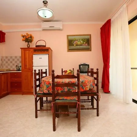 Bright & Spacious In Marsalforn, Gozo *