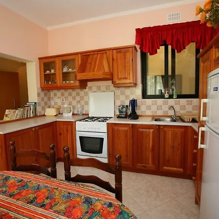 Lejlighed Bright & Spacious In Marsalforn, Gozo