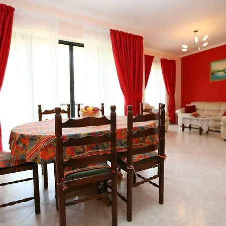 Lejlighed Bright & Spacious In Marsalforn, Gozo